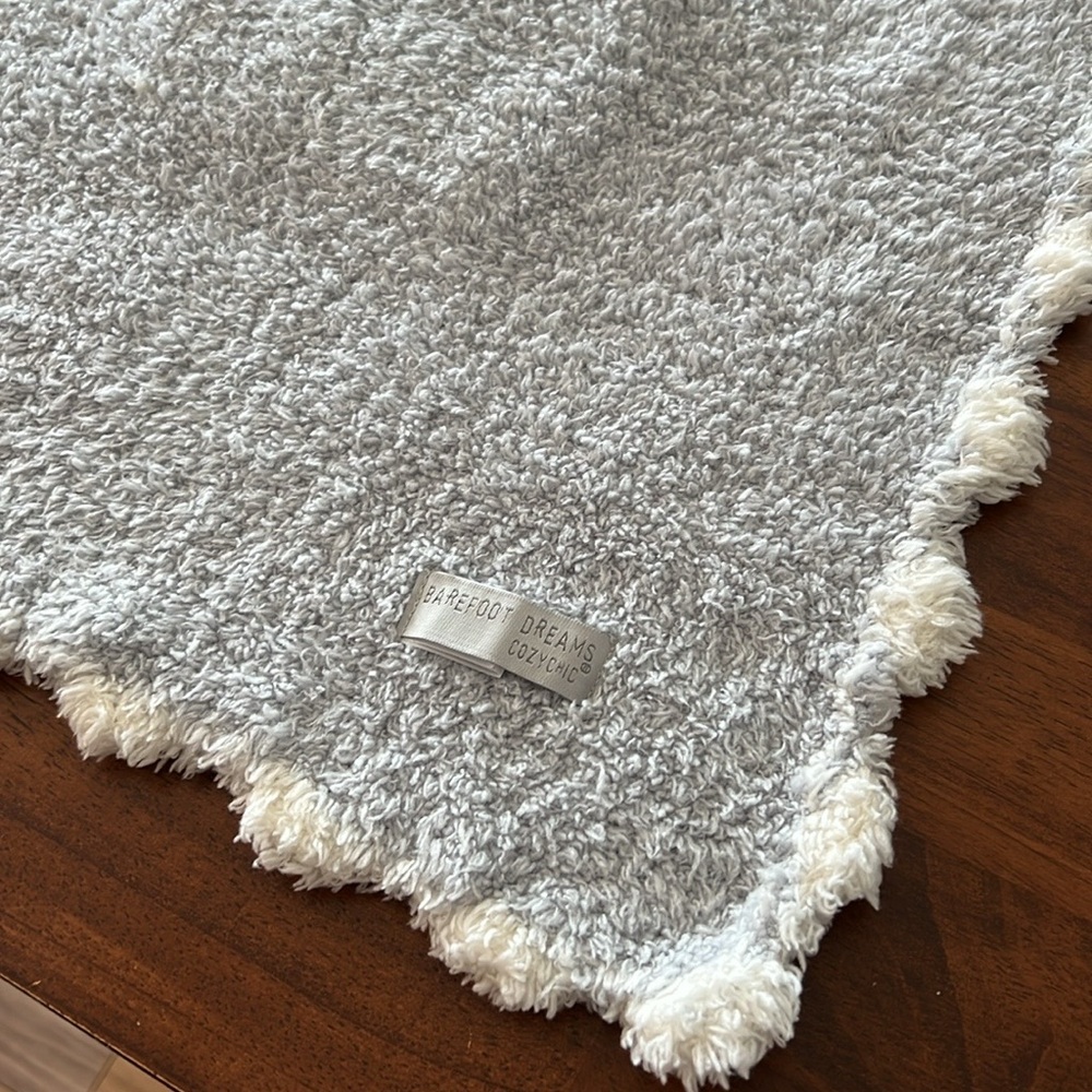 Barefoot Dreams CozyChic Pocket Buddy